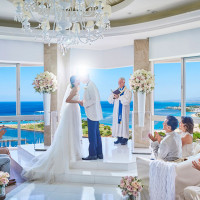 プリンスワイキキホテル最上階でおこなう天空のウェディング+フォト撮影