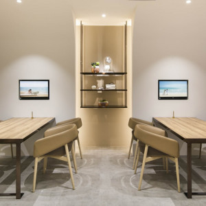 アールイズ・ウエディング 岡崎店(FOUR SIS & CO. 岡崎メゾン内)