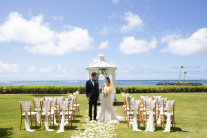 ラグジュアリー感溢れる憧れのホテル「ザ・カハラ」のガーデンウェディング