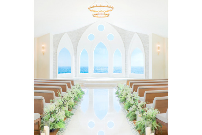 東海岸の海を見下ろす絶景チャペル