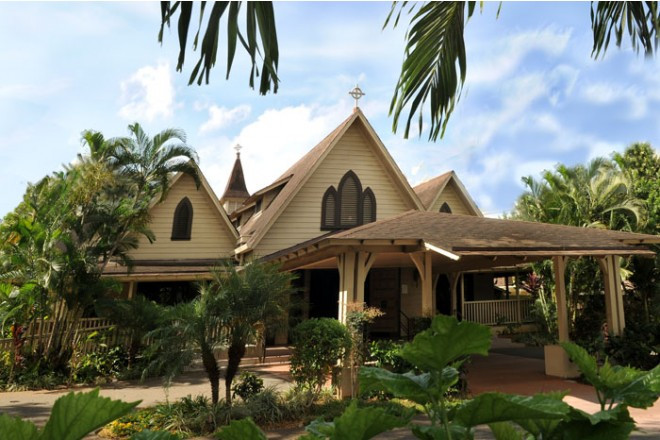 地元信者にも親しまれている穏やかな時間が流れている教会です。