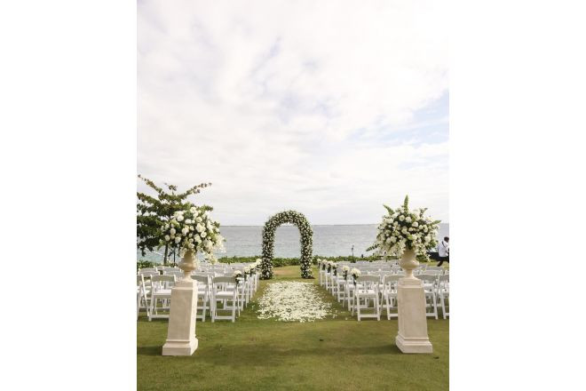 クリムソンリゾート & スパ マクタン