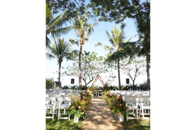 クリムソンリゾート & スパ マクタン