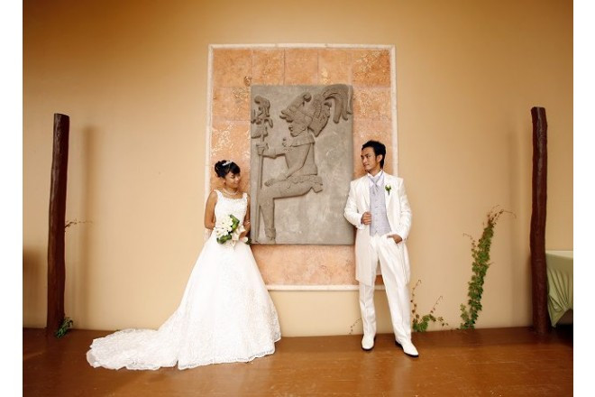 リッツ・カールトンならではの美しい調度品の前もフォトスポットに。