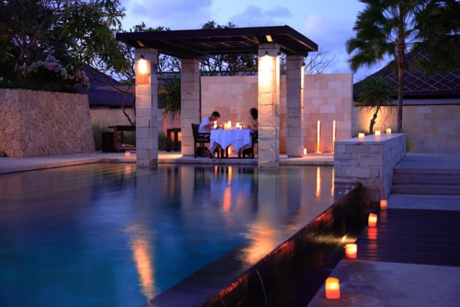 誰に邪魔をされることもない、2人だけのロマンティックなディナーも楽しめます。