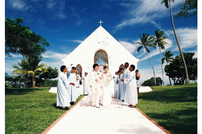 色鮮やかなフィジーの景色と人の温もりに心を打たれるセレモニー