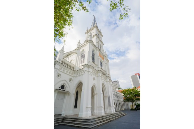 もと修道院を改装した歴史ある大聖堂