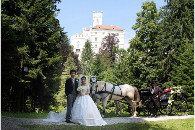 挙式後、馬車に乗ってのフォトツアーもお楽しみのひとつ
