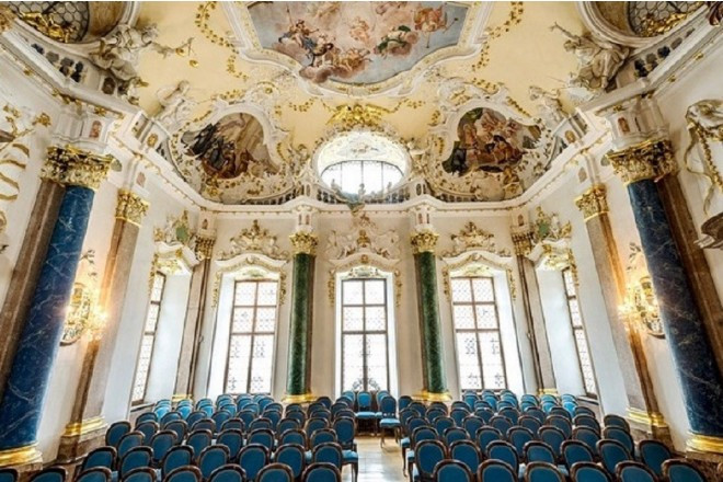 プリンセスホール(皇帝の間)