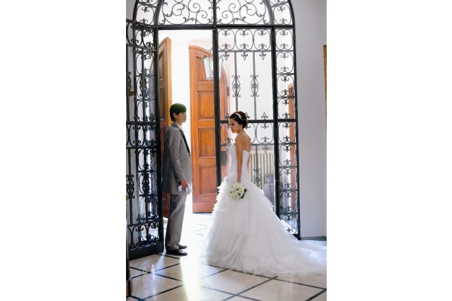 クラシカルな美しい雰囲気のこのチャペルから、ふたりの新しい門出が始まります。