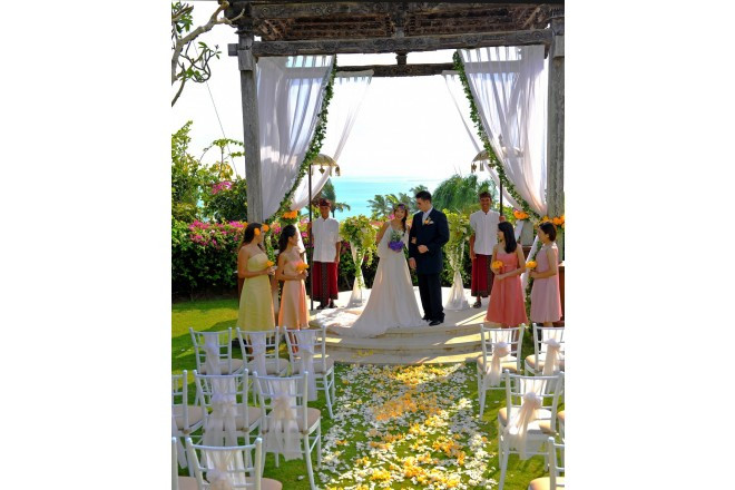 アヤナリゾート&スパ バリ ガゼボウエディング(アスマラ)