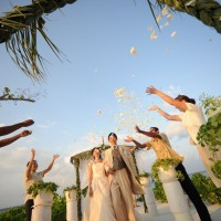 カンドゥーマ ビーチウェディング