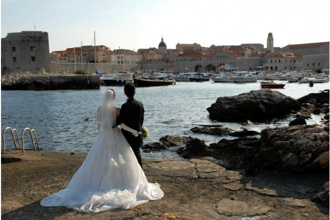 ロマンティックな大人の情景を写真に残せます。