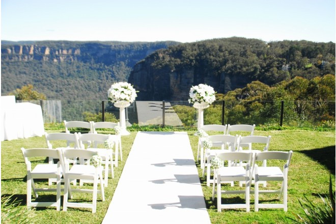 濃密な深いグリーンに心から癒やされます。