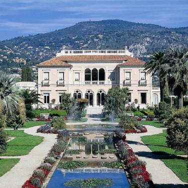 ロス・チャイルド邸 | ヨーロッパの挙式・結婚式【ウエディングパーク