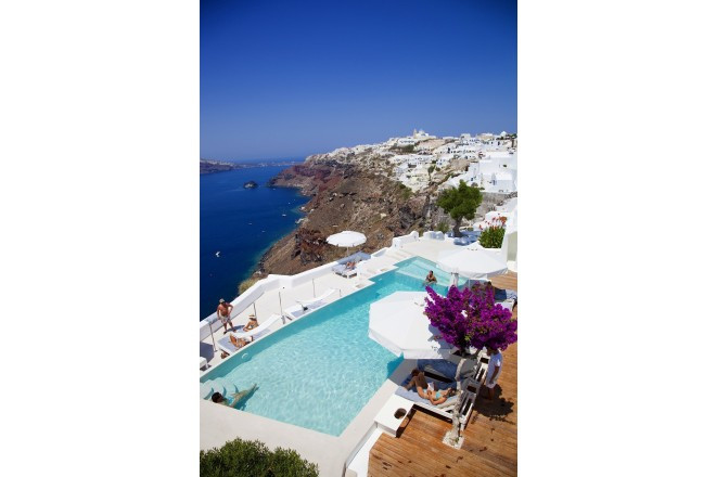 爽やかで美しいラグジュアリーな時間が過ごせる極上リゾート。