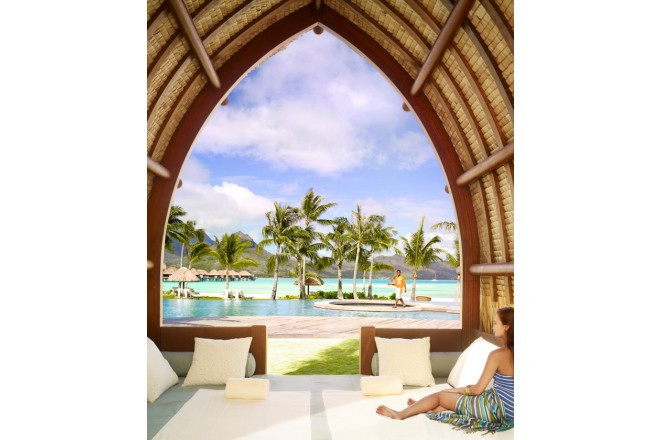 日常から開放された至福のひとときが楽しめる、フォーシーズンズだから叶うステイ。