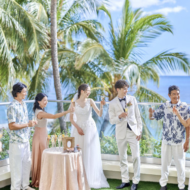 海の上に浮かぶようなアロハテラス