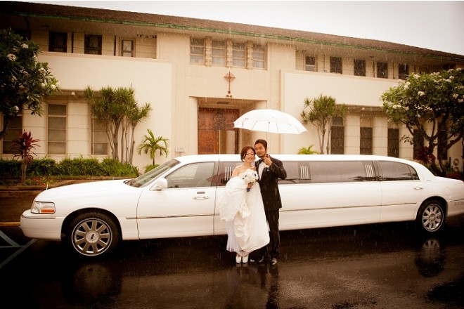 緑豊かで閑静な地に建つチャペル。(RealWeddings)