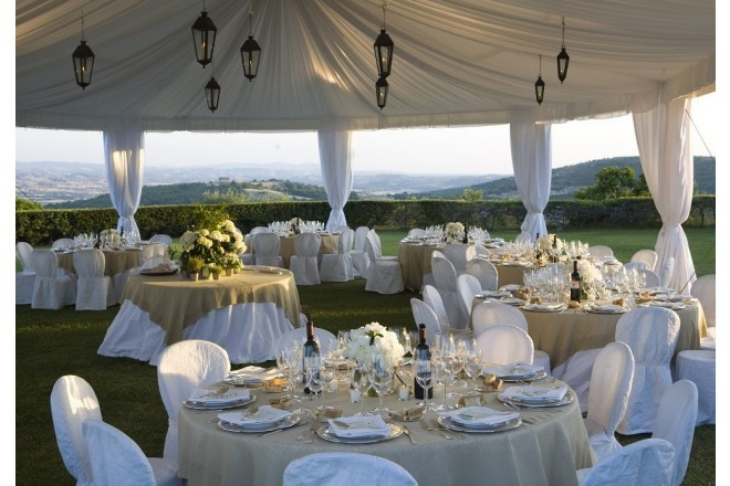 日暮れていく雄大な眺めを堪能できるトワイライトパーティ。