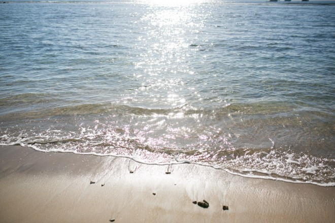 ラハイナ地区で唯一のオーシャンフロントレストラン“pacifico”でのビーチウエディング。式後そのままパーティができるのでゆったり過ごせる。