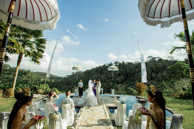 ウブドロイヤルピタマハアユンウォーター