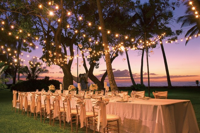 欧米スタイルを叶える至福のサンセットパーティは、ふたりもゲストも感動する幻想的なひとときに