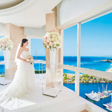 最上階フロアでの誓いはふたりとゲストのためだけのもの大切なシーンは生涯の想い出に