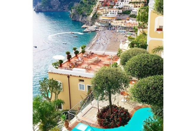 プール付きのラグジュアリーホテルでは最高のひとときが過ごせる