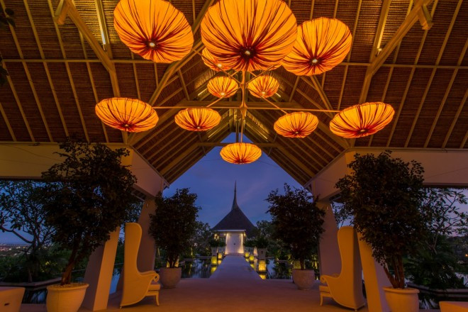 雰囲気漂うライトアップ