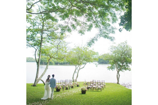 神秘的な水景が目の前に広がるガーデン会場