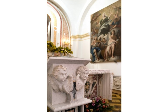 ロザリオの聖マリア教会