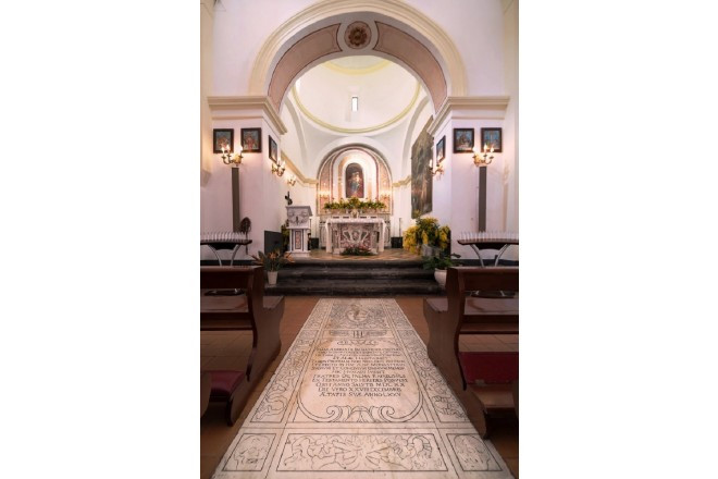 ロザリオの聖マリア教会