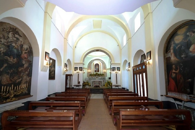 ロザリオの聖マリア教会