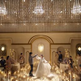 アニヴェルセル白壁