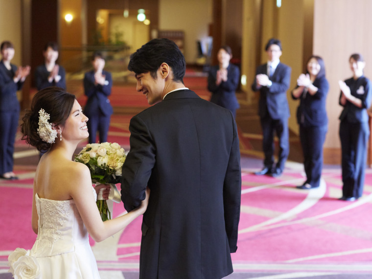  上質ホテルで叶える憧れW
街と共に人生に寄り添えるホテル
笑顔になれる結婚式を