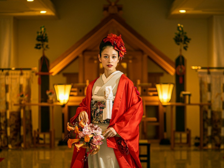 由緒正しき神殿、ホテルで叶う本格神前式