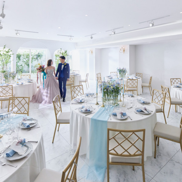 様々な披露宴会場の中からお二人らしい1部屋を♪