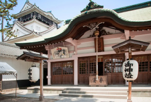 龍城神社