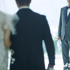 お父様と歩くヴァージンロード|GAMAGORI CLASSIC HOTEL（蒲郡クラシックホテル）の写真(12666795)