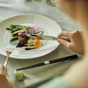 地元のブランド牛と地場野菜のメイン料理。|GAMAGORI CLASSIC HOTEL（蒲郡クラシックホテル）の写真(12666850)