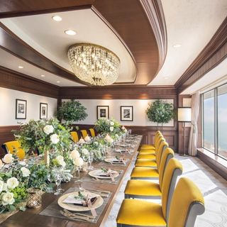 【挙式&会食】ホテル最上階のプライベート空間で叶う家族婚