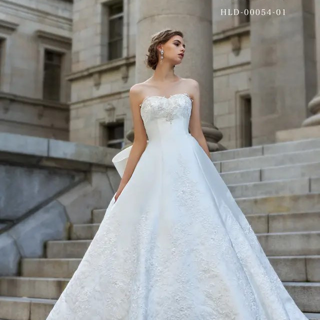 ウェディングドレス・衣装｜マリエールオークパイン延岡【ウエディング