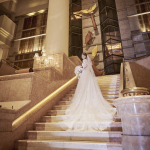 ロビーの大階段は、クラシカルなフォトスポット|ヨコハマ グランド インターコンチネンタル ホテルの写真(29585111)