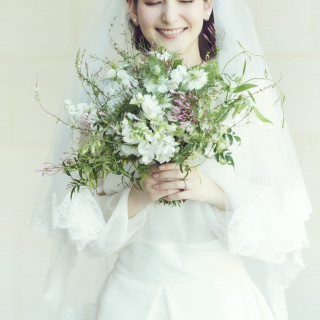 新婦ドレス10万円分、ブーケ・美容など20%分プレゼント