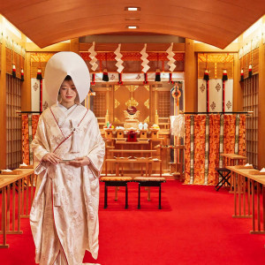 伊勢山皇大神宮の天照大神を祀る神殿。
ホテル内で本格的で厳かな神前式が叶います。|横浜ベイホテル東急の写真(26291823)