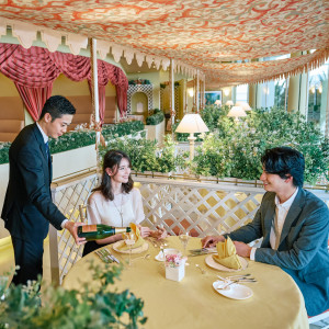 「クイーン・アリス」のお料理をご披露宴でおもてなしできるのはここ横浜ベイだけ！看板メニューのフォアグラ大根は一度食べるとやみつきに|横浜ベイホテル東急の写真(51073688)