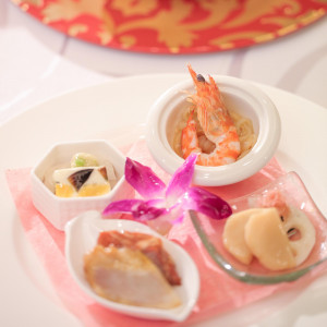 モダンとラグジュアリーが交差する横浜らしい華やかな中国料理をご堪能ください|横浜ベイシェラトン ホテル&タワーズの写真(56020483)