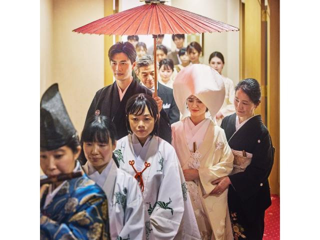 ホテル内神殿見学や伊勢山皇大神宮での挙式提案