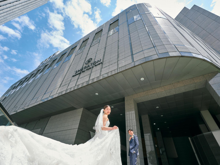 横浜ベイシェラトンホテル&タワーズは横浜駅西口から徒歩1分